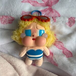 POPMART CRYBABY VACATION MODE ON SERIES